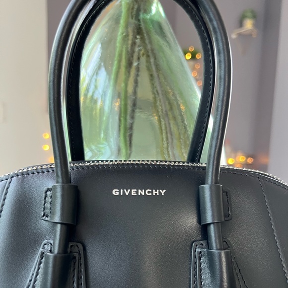 ❌❌SOLD NWT Givenchy Antigona Sport Mini Leather Tote Bag - Picture 5 of 10